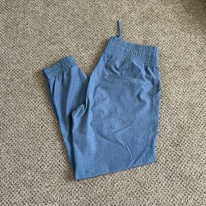 Albion Fit Destination Joggers in Washed Blue, size Medium. EUC